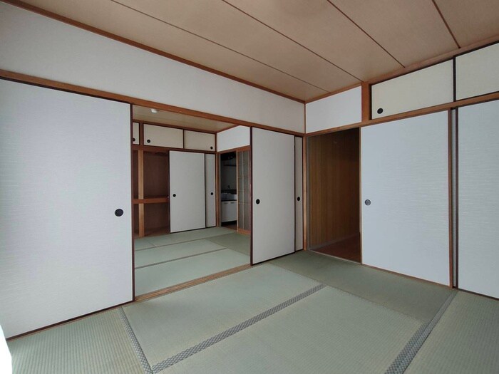 物件内観写真7　(居室)