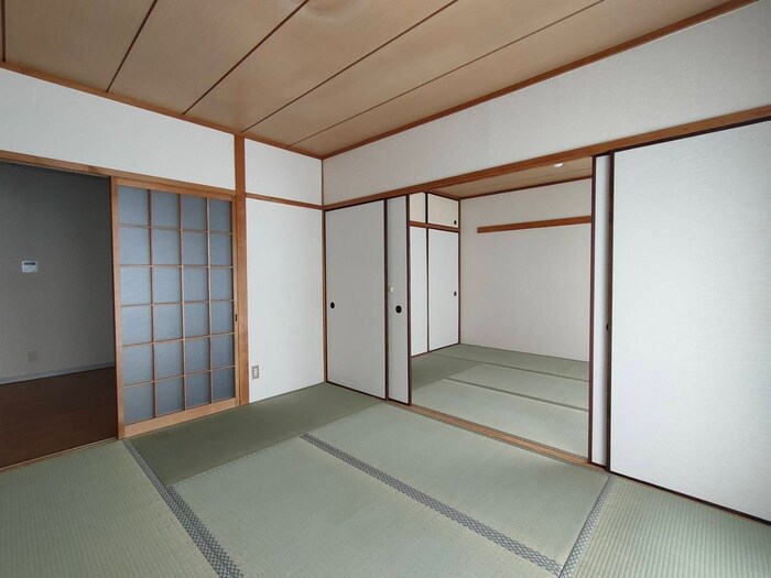 物件内観写真9　(居室)