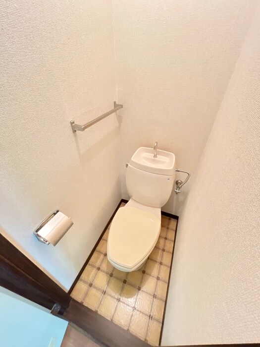 物件内観写真11　(トイレ)