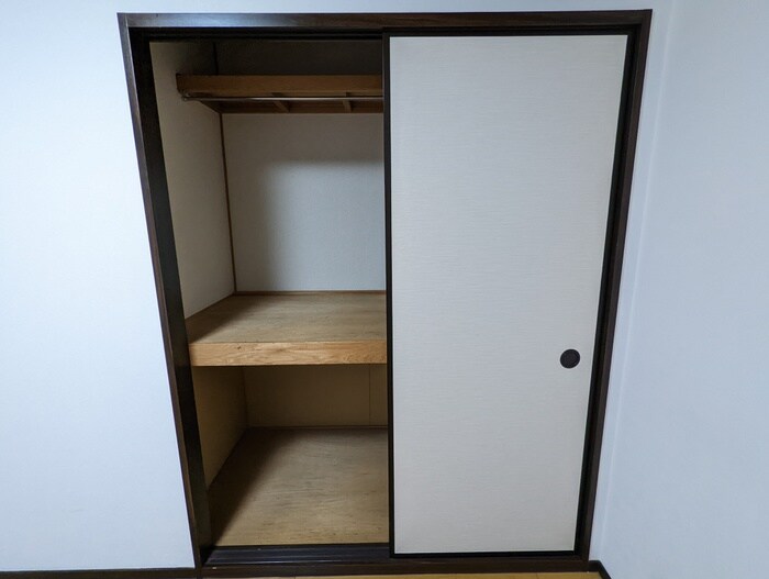 物件内観写真11　(収納)