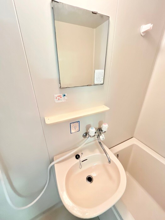 物件内観写真12　(洗面)