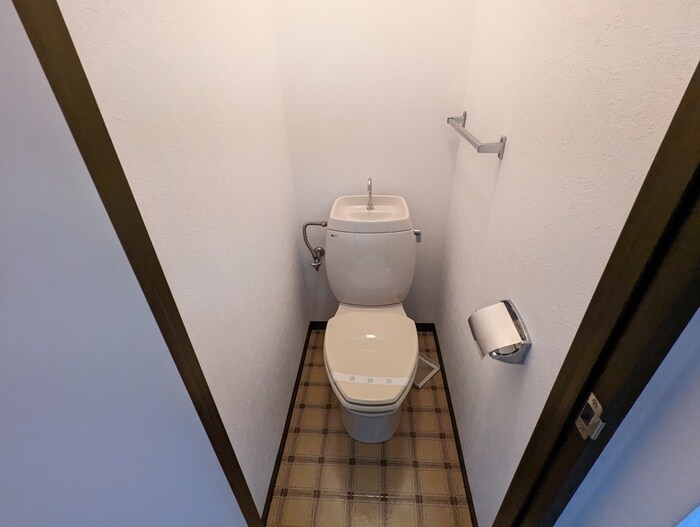 物件内観写真13　(トイレ)