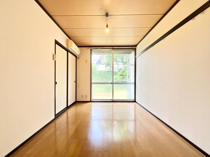 物件内観写真14　(居室)