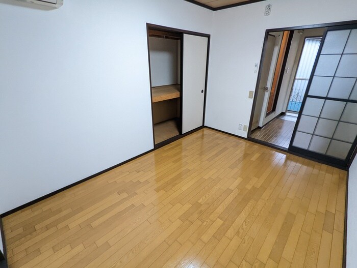 物件内観写真19　(居室)