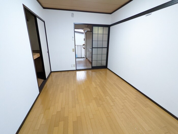 物件内観写真21　(居室)