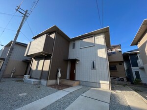 ハレオハナC外観写真