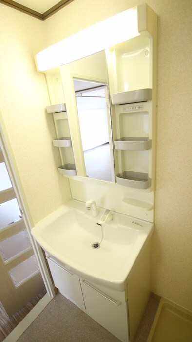 物件内観写真11　(洗面)