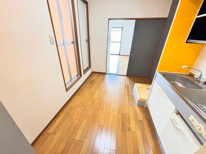 物件内観写真7　(居室)