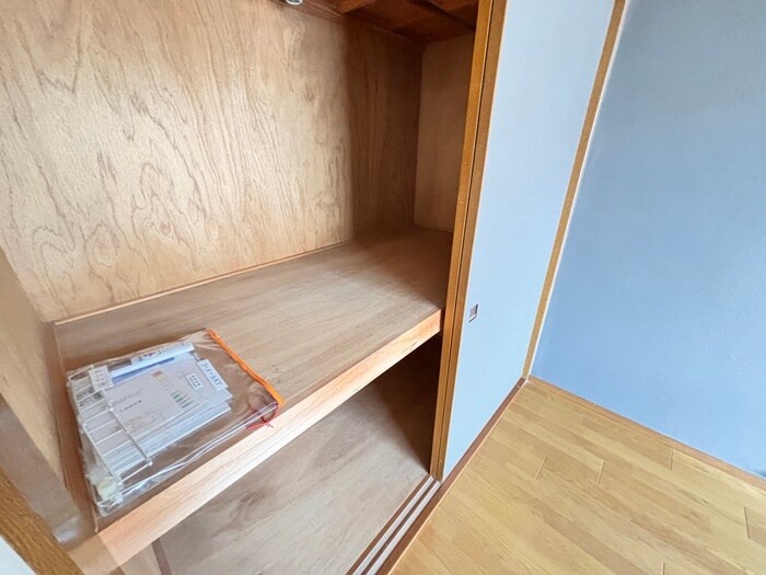 物件内観写真12　(収納)