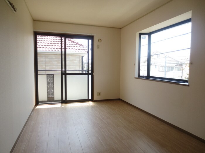 物件内観写真10　(居室)