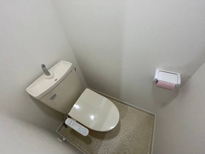 物件内観写真13　(トイレ)