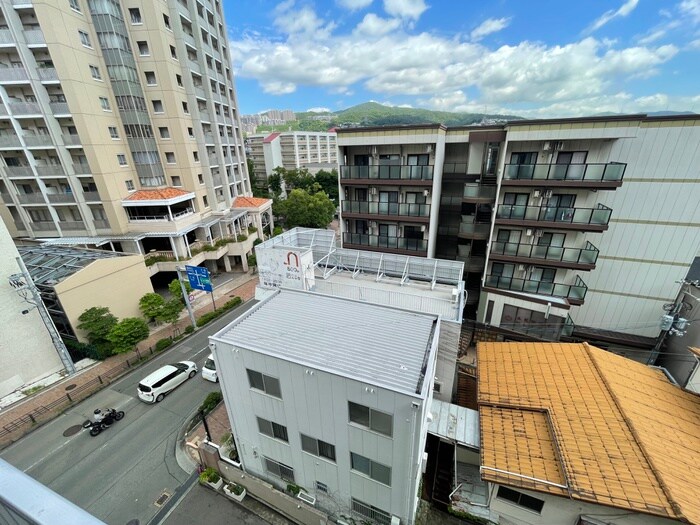 物件内観写真15　(室内からの展望)