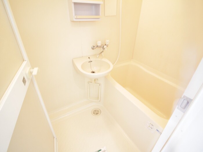 物件内観写真10　(バス／シャワールーム等)