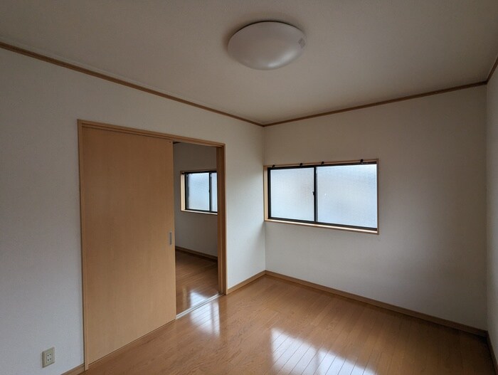 物件内観写真9　(居室)