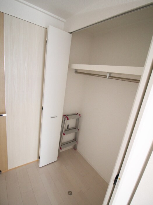 物件内観写真15　(収納)