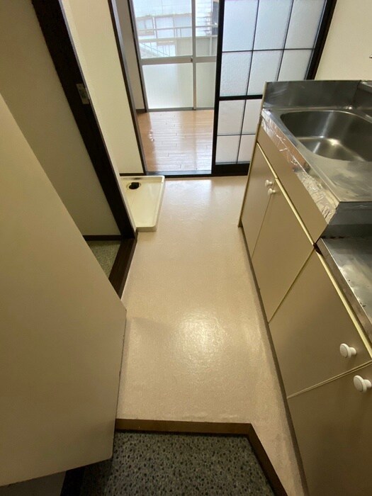 物件内観写真17　(廊下)