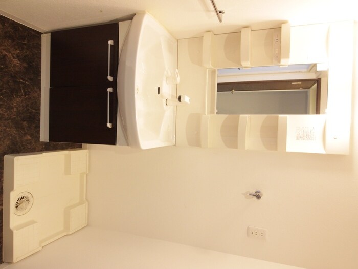 物件内観写真10　(洗面)