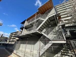 宝塚栄町BASE外観写真