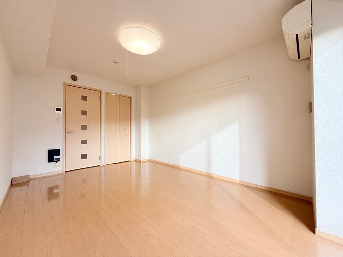 物件内観写真13　(居室)