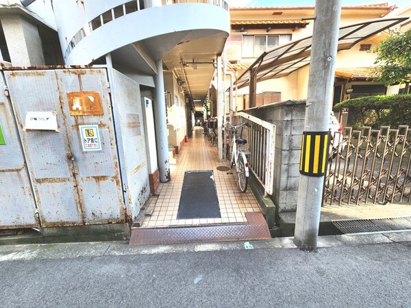 エントランス部分
