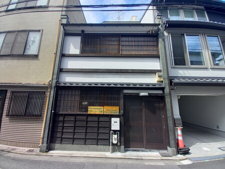 廿人講町貸家外観写真