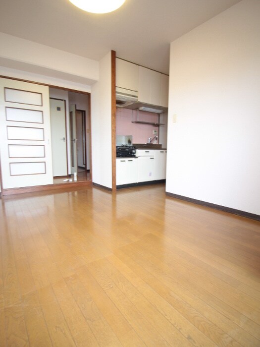 物件内観写真7　(居室)