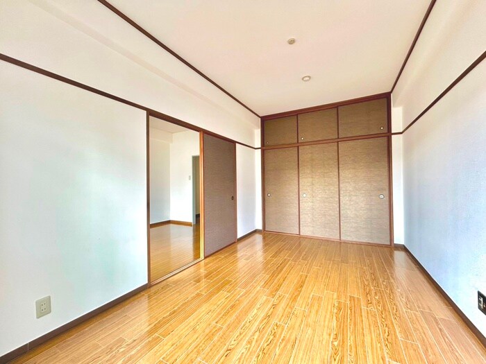 物件内観写真12　(居室)