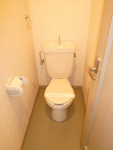 物件内観写真9　(トイレ)