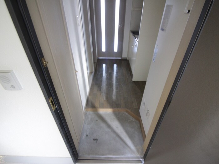 物件内観写真17　(廊下)