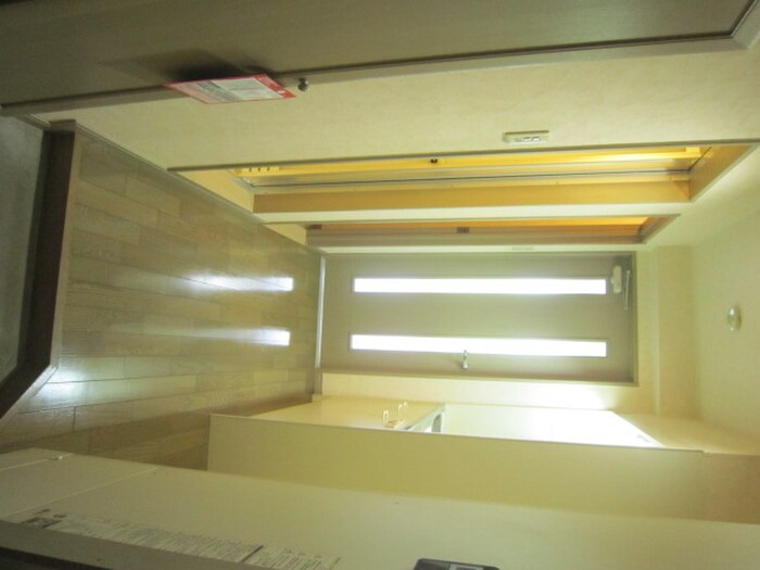 物件内観写真21　(廊下)