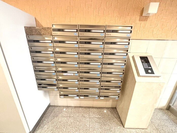 物件外観写真6　(建物設備)