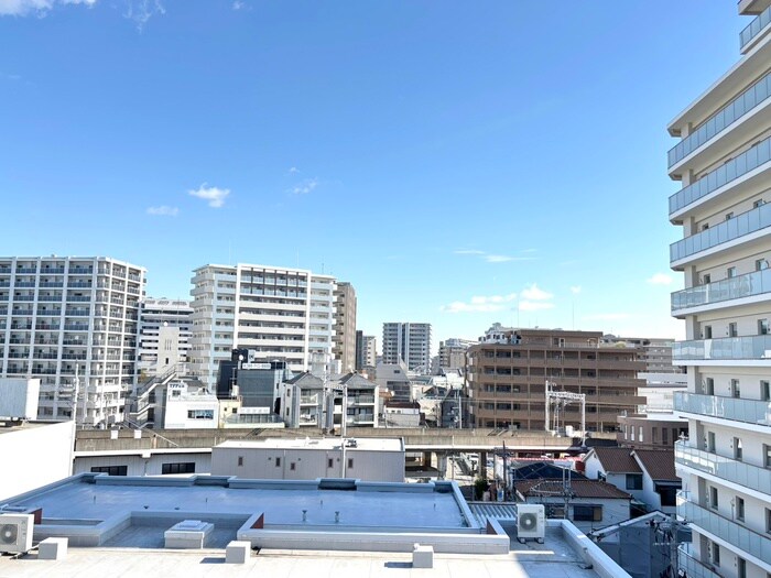 物件内観写真22　(室内からの展望)