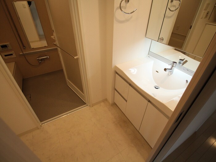 物件内観写真10　(洗面)