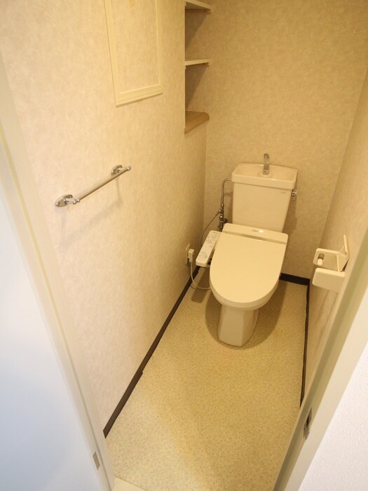 物件内観写真11　(トイレ)