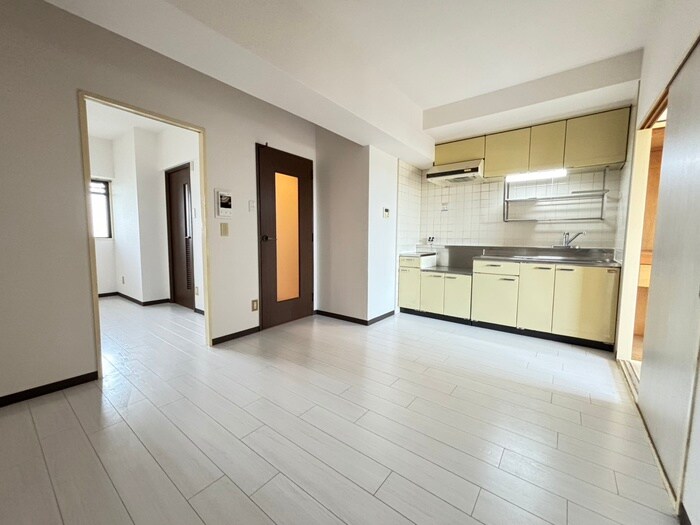 物件内観写真7　(居室)