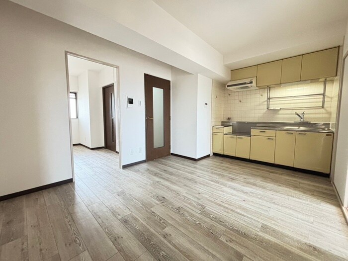 物件内観写真7　(居室)