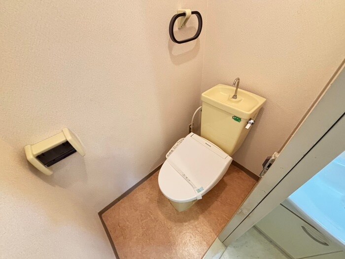 物件内観写真11　(トイレ)