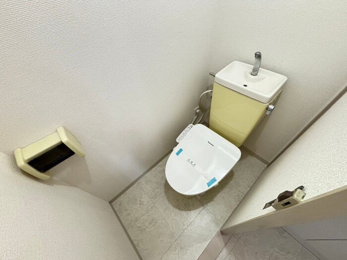 物件内観写真11　(トイレ)