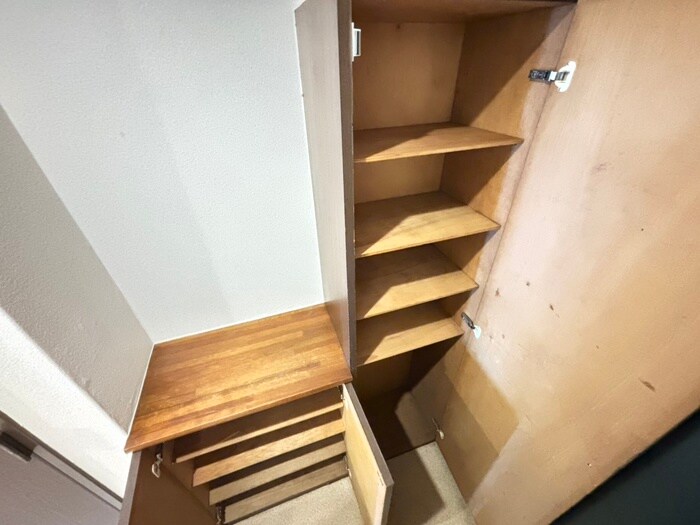 物件内観写真17　(靴箱)