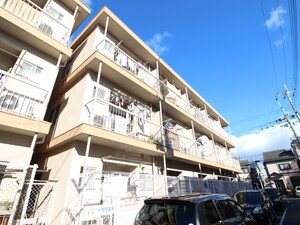 片桐マンションB外観写真