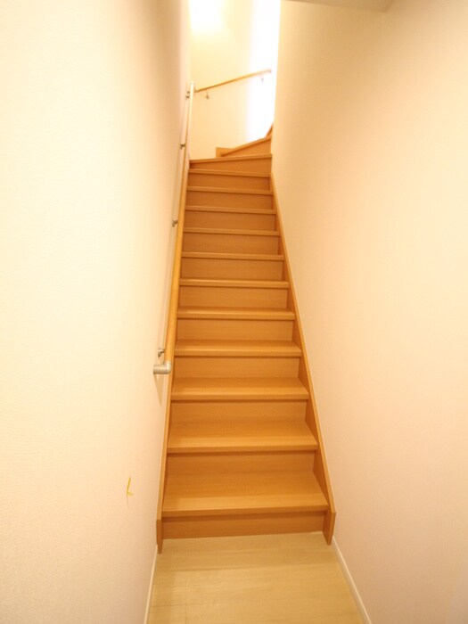 物件内観写真20　(廊下)