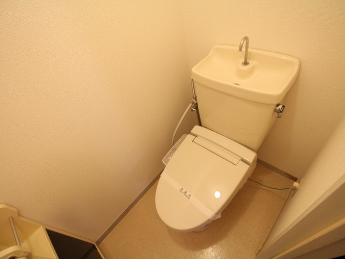 物件内観写真12　(トイレ)