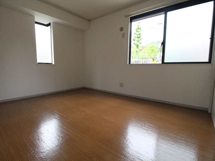 物件内観写真22　(居室)