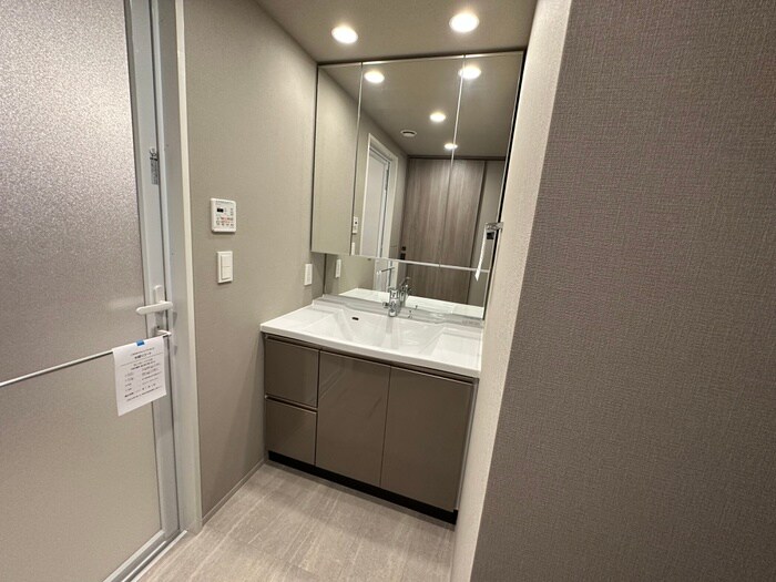 物件内観写真10　(洗面)