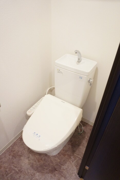 物件内観写真11　(トイレ)