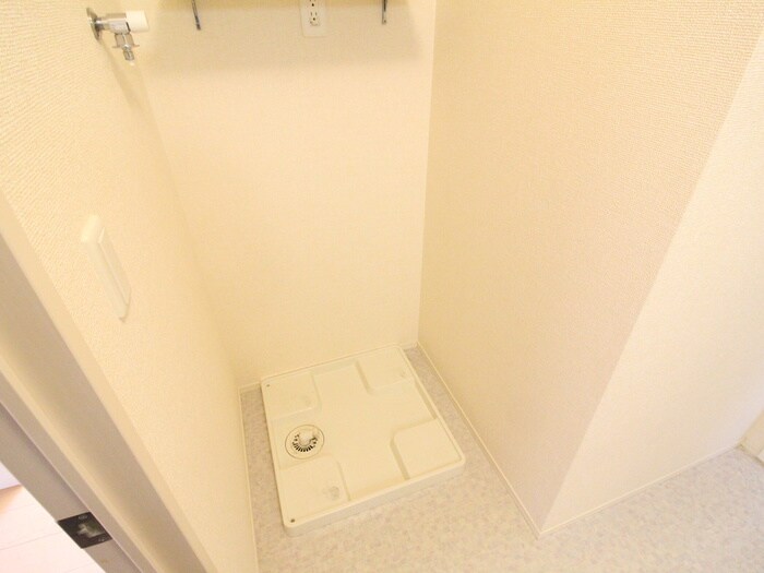 物件内観写真21　(洗濯機置場)