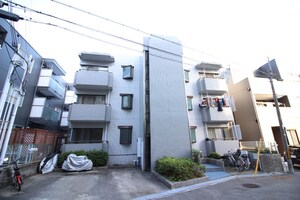 長興寺ロイヤルハイツ外観写真