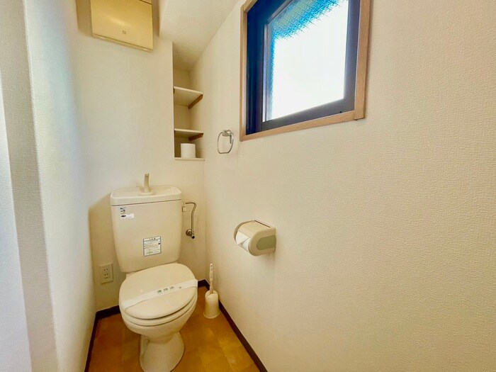 物件内観写真6　(トイレ)