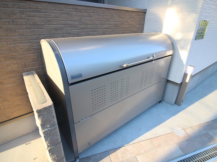 物件外観写真4　(建物設備)