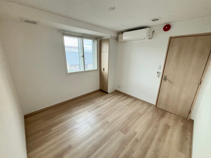 物件内観写真22　(居室)